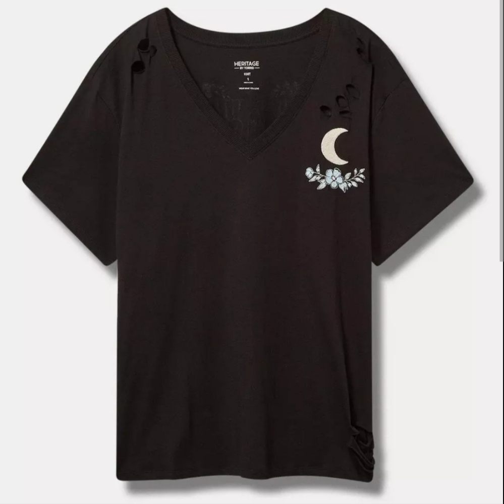 🎃Torrid NWOT Black V-Neck Moon Embroidery Distressed Top